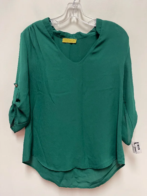 Top Long Sleeve By Ezra In Green, Size: M