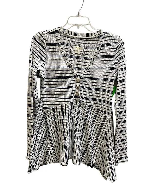 Top Long Sleeve By Anthropologie In Striped Pattern, Size: Xs