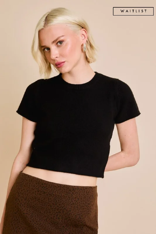 Waitlist 11/4 ♥ Maryann Short Sleeve Cropped Sweater Top Black