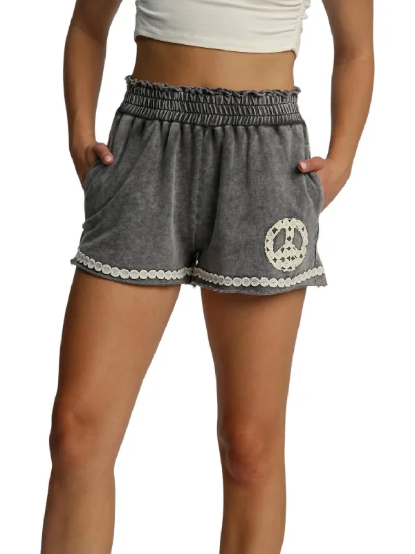 Peace Out Shorts In Charcoal